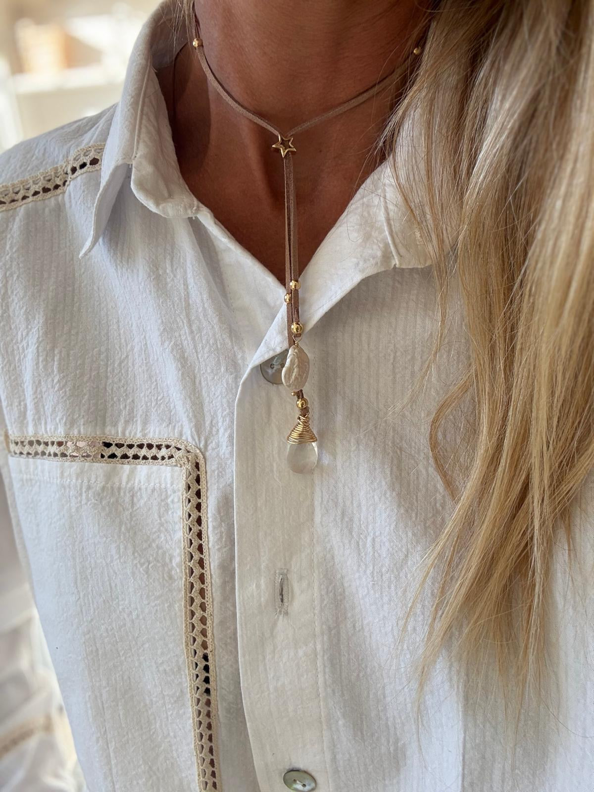 PRE ORDEN Collar Largo en Cadena con Varios Dijes