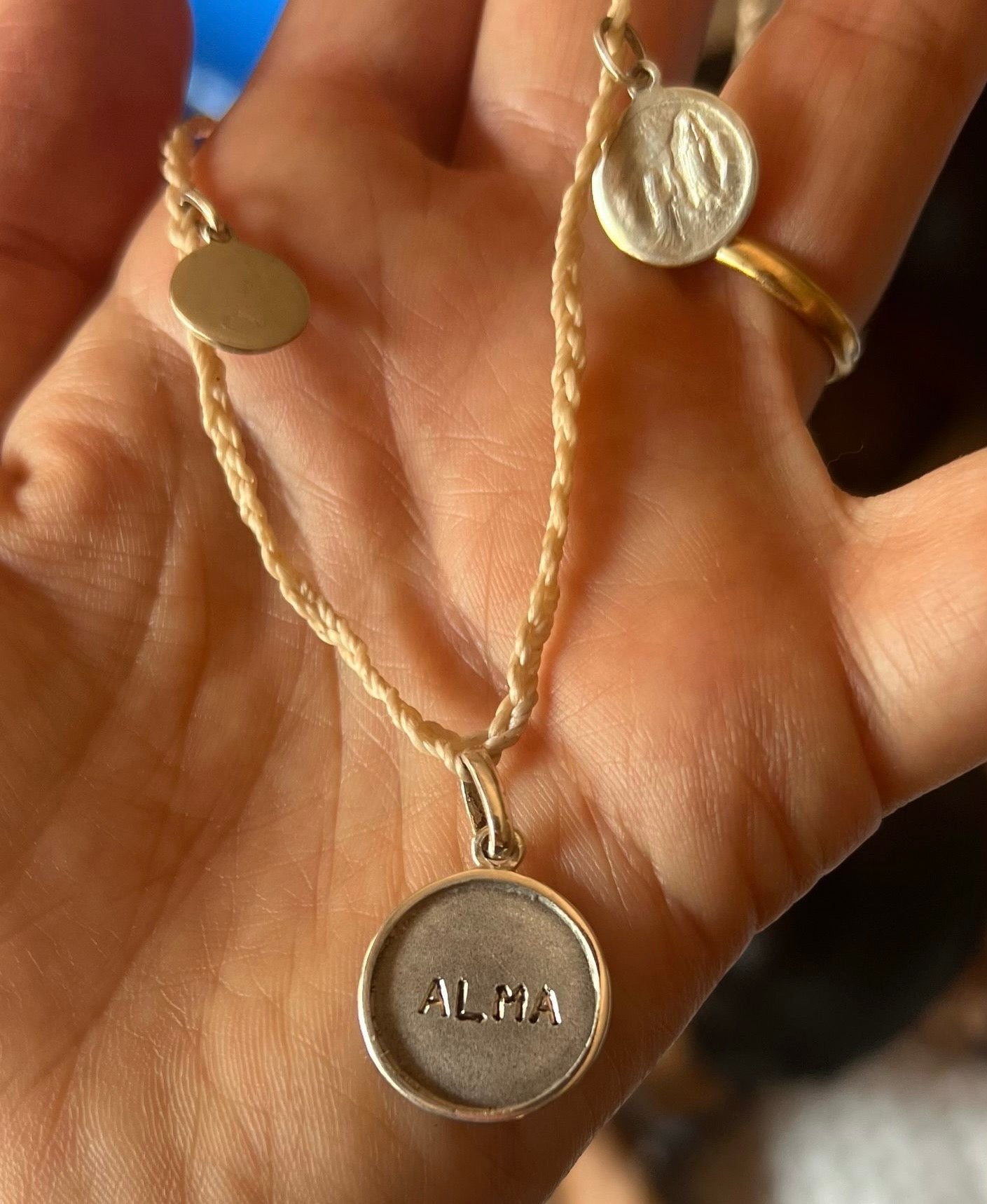 Collar Alma con 3 Medallas