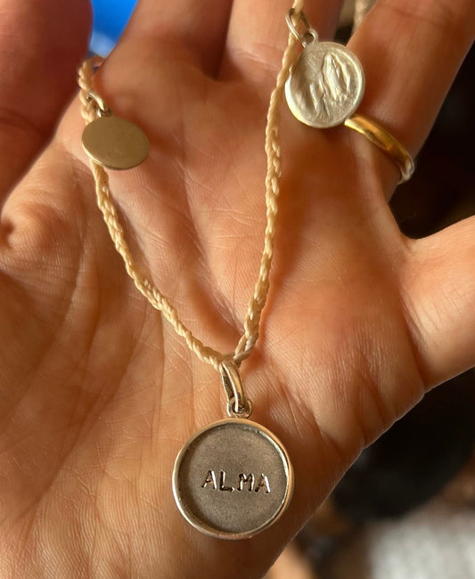Collar Alma con 3 Medallas