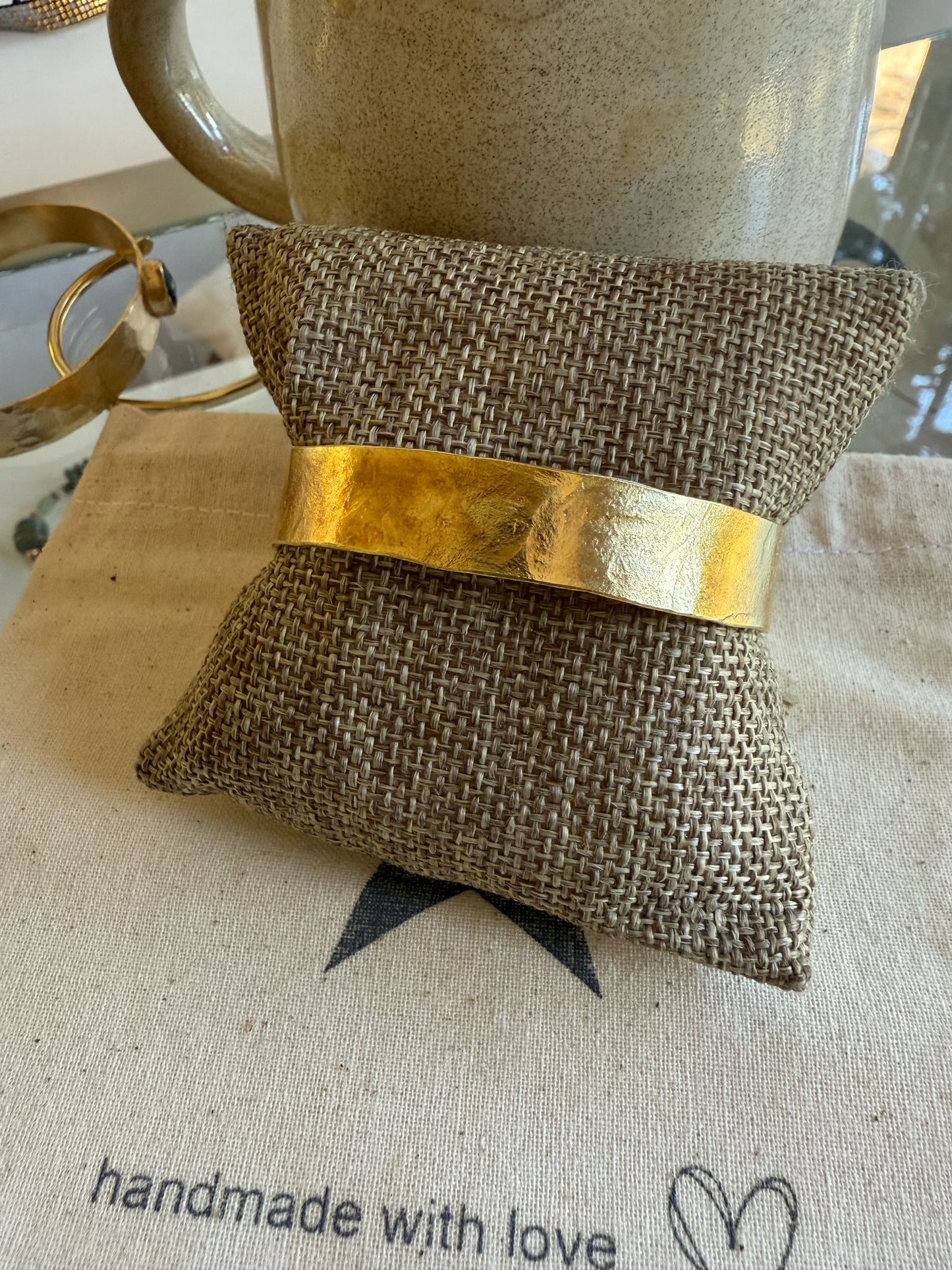 Pulsera de Latón con Baño de Oro